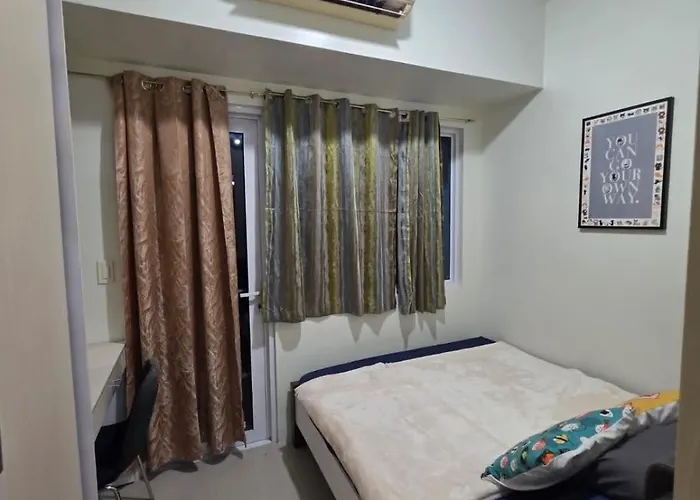 Staycation Condo in Makati Appartamento *